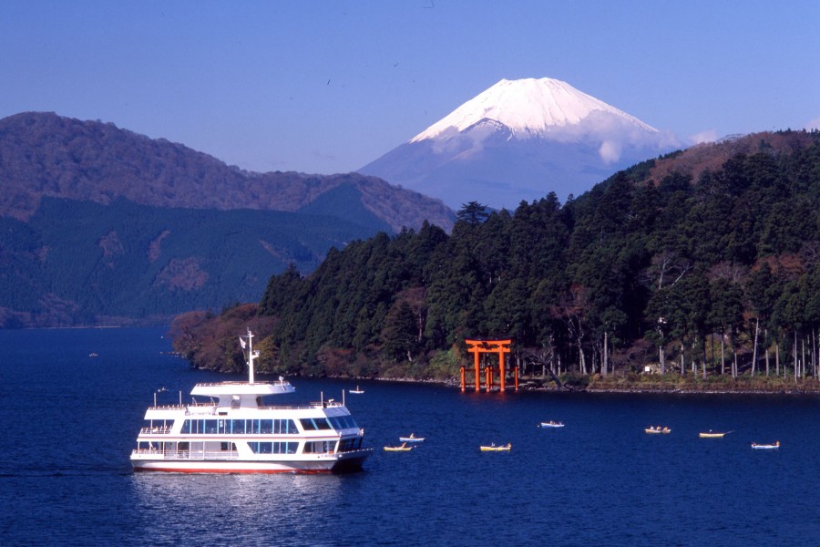 Những địa điểm du lịch nổi tiếng tại Nhật Bản có cảnh quan tuyệt vời